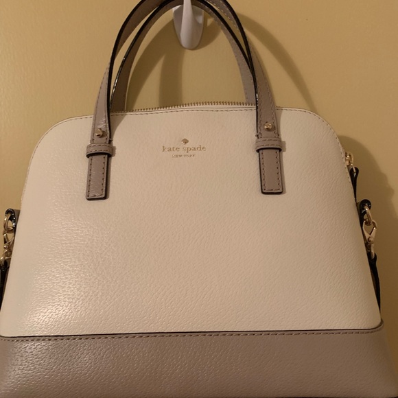 kate spade Handbags - Authentic Kate Spade Bag